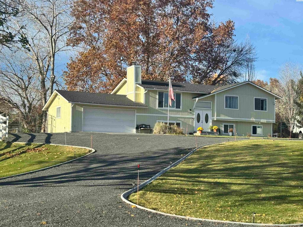 5904 S Toro Rd., Kennewick, WA 99338