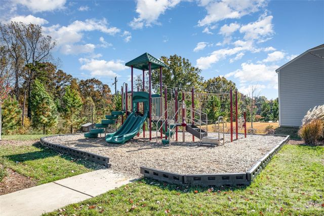 10759 Adair Woods Drive, Davidson, NC 28036