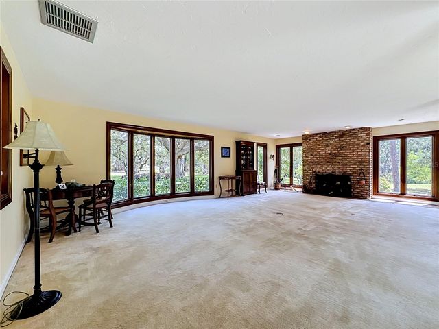 8005 17TH AVENUE W, Bradenton, FL 34209
