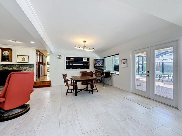 8005 17TH AVENUE W, Bradenton, FL 34209