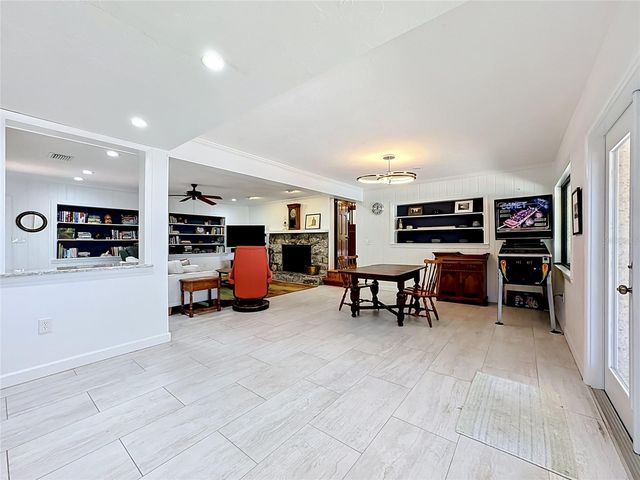 8005 17TH AVENUE W, Bradenton, FL 34209