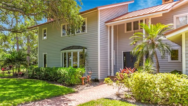 8005 17TH AVENUE W, Bradenton, FL 34209