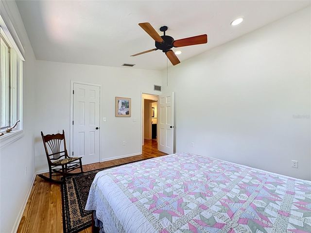 8005 17TH AVENUE W, Bradenton, FL 34209