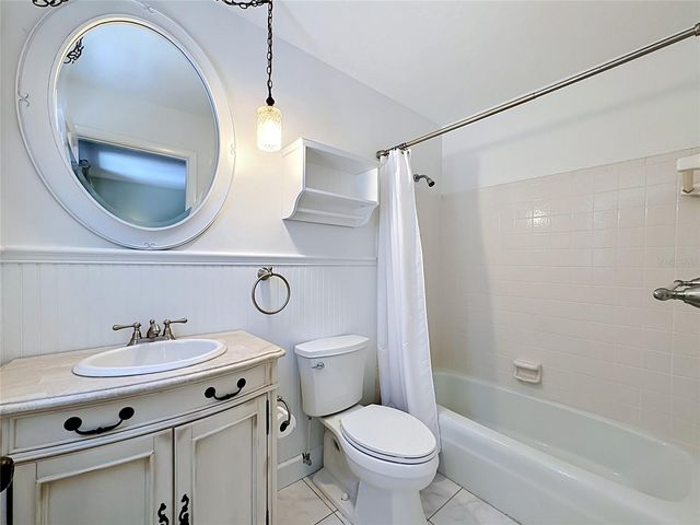 8005 17TH AVENUE W, Bradenton, FL 34209