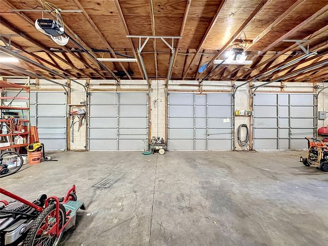 8005 17TH AVENUE W, Bradenton, FL 34209