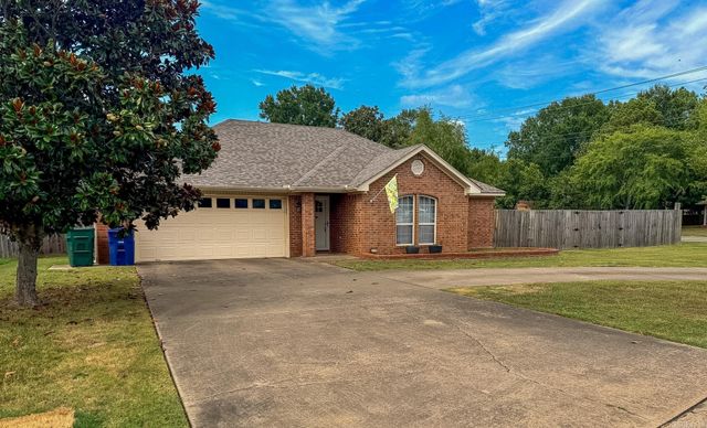 2110 Landover Trail, Conway, AR 72032