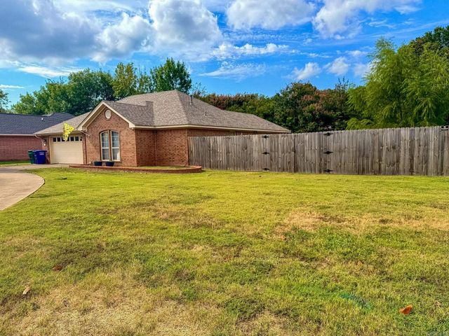 2110 Landover Trail, Conway, AR 72032