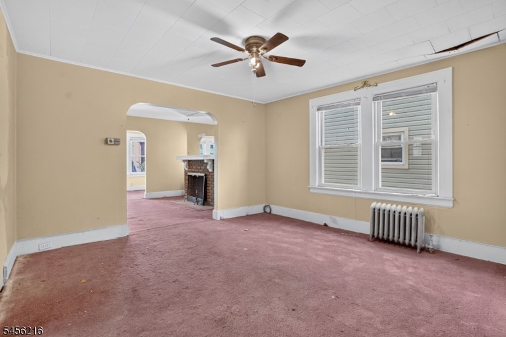 292 N Maple Ave, East Orange City, NJ 07017 — photo 4