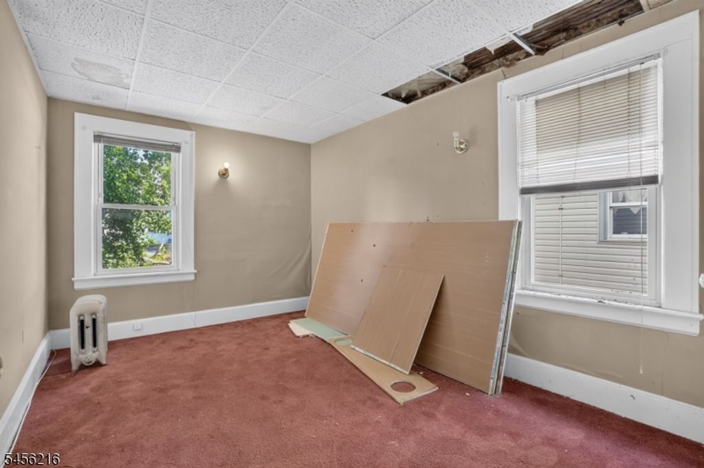 292 N Maple Ave, East Orange City, NJ 07017 — photo 5