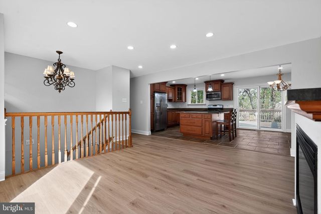 73 GREENVALE, Cherry Hill, NJ 08034