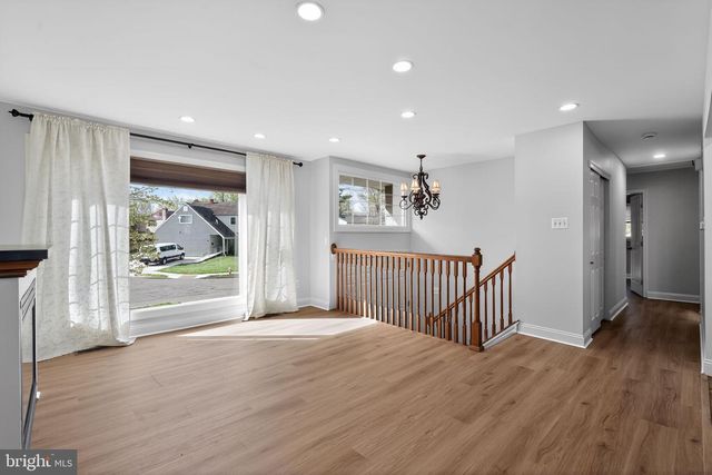 73 GREENVALE, Cherry Hill, NJ 08034