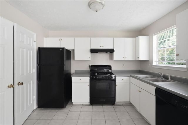 5816 Wellborn Creek Drive, Lithonia, GA 30058