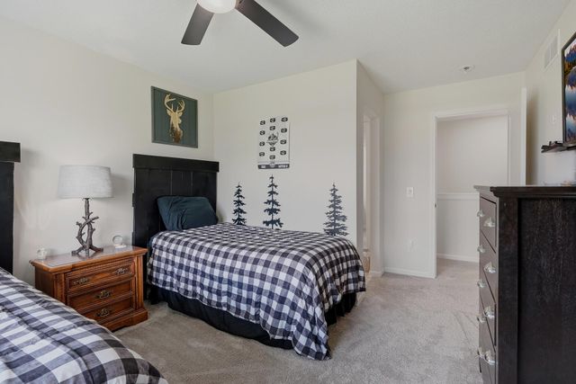 1723 Southpoint Lane, Hudson, WI 54016