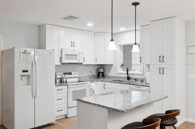 622 HEWETT DRIVE, Orlando, FL 32807