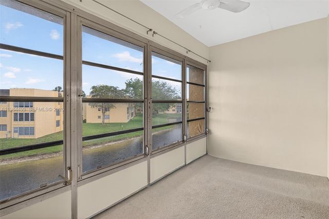 6070 NW 64th Ave 308, Tamarac, FL 33319