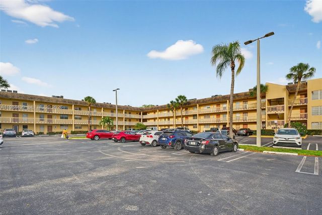 6070 NW 64th Ave 308, Tamarac, FL 33319