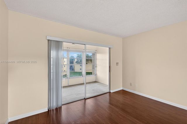 6070 NW 64th Ave 308, Tamarac, FL 33319