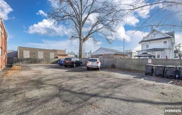 24 Terhune Street 20, Bergenfield, NJ 07621