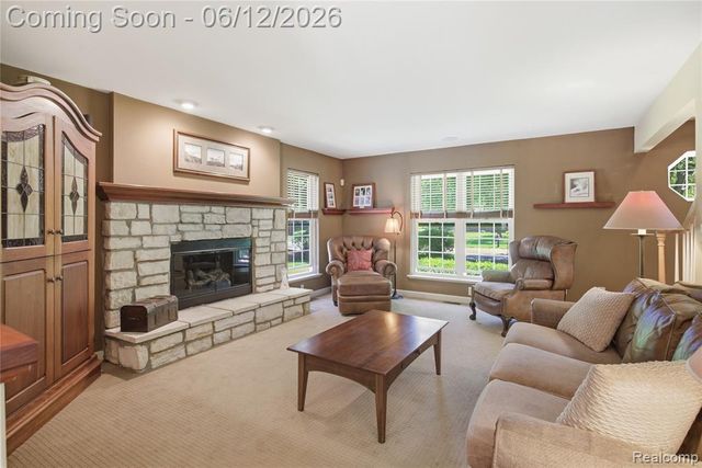 830 Hemingway Road, Lake Orion, MI 48362