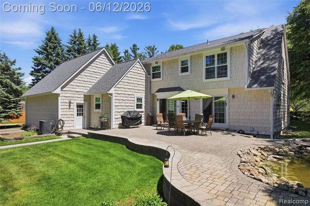 830 Hemingway Road, Lake Orion, MI 48362