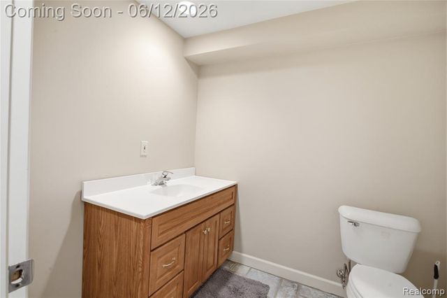 830 Hemingway Road, Lake Orion, MI 48362