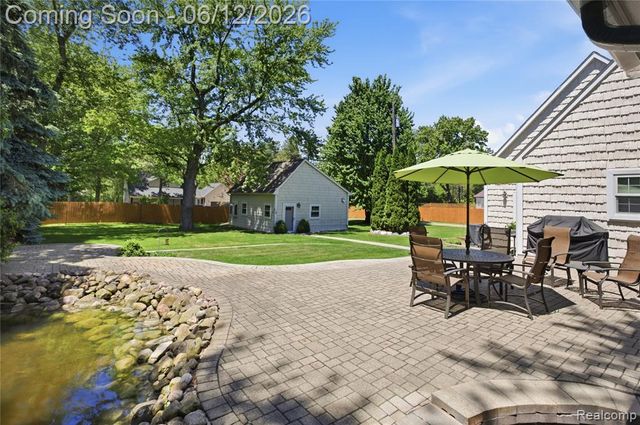 830 Hemingway Road, Lake Orion, MI 48362