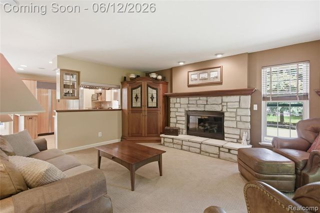 830 Hemingway Road, Lake Orion, MI 48362