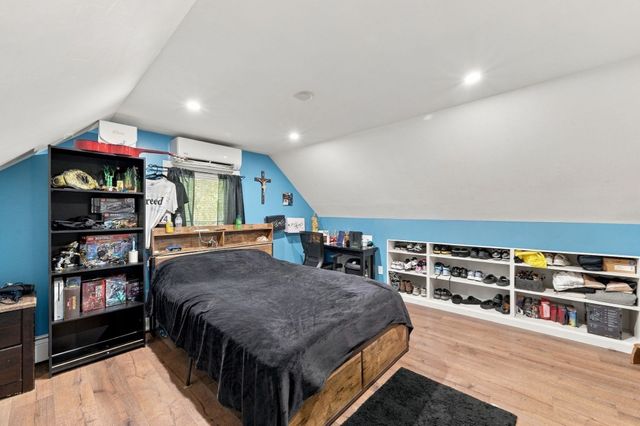 104 Waterhill St, Lynn, MA 01905