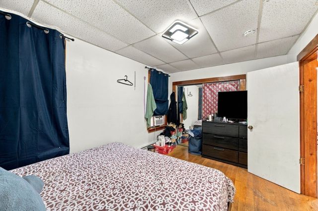 104 Waterhill St, Lynn, MA 01905