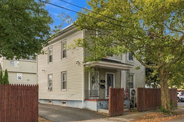 104 Waterhill St, Lynn, MA 01905