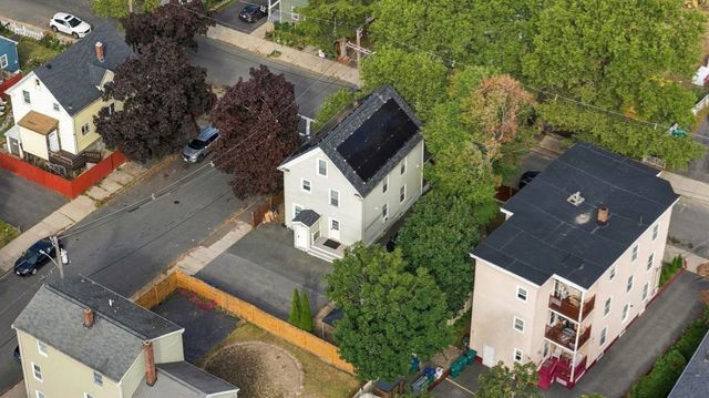 104 Waterhill St, Lynn, MA 01905