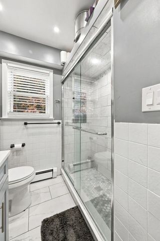 104 Waterhill St, Lynn, MA 01905