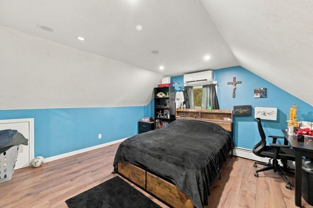 104 Waterhill St, Lynn, MA 01905