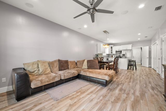 8617 Marlin Place, Panama City Beach, FL 32408