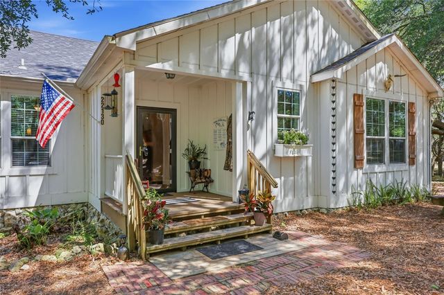 22130 NW 75TH AVENUE ROAD, Micanopy, FL 32667