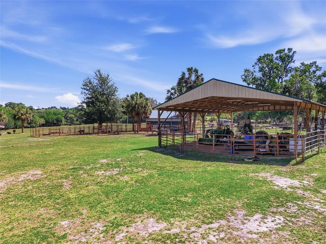 22130 NW 75TH AVENUE ROAD, Micanopy, FL 32667