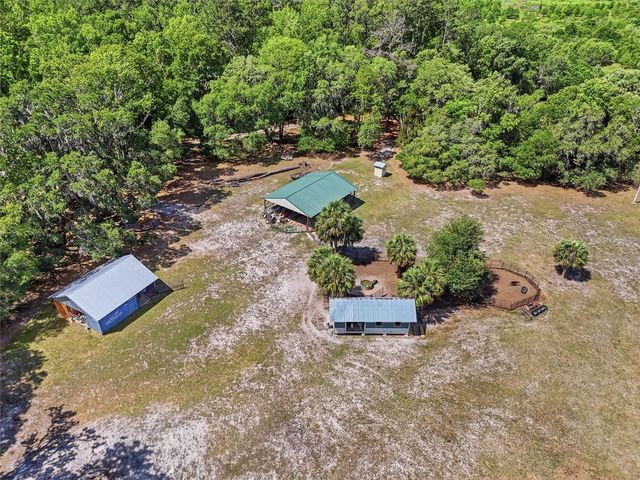 22130 NW 75TH AVENUE ROAD, Micanopy, FL 32667