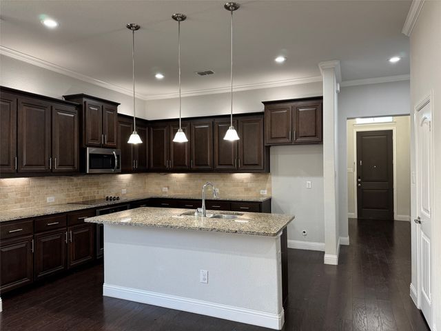 7520 San Gabriel Drive, Arlington, TX 76002