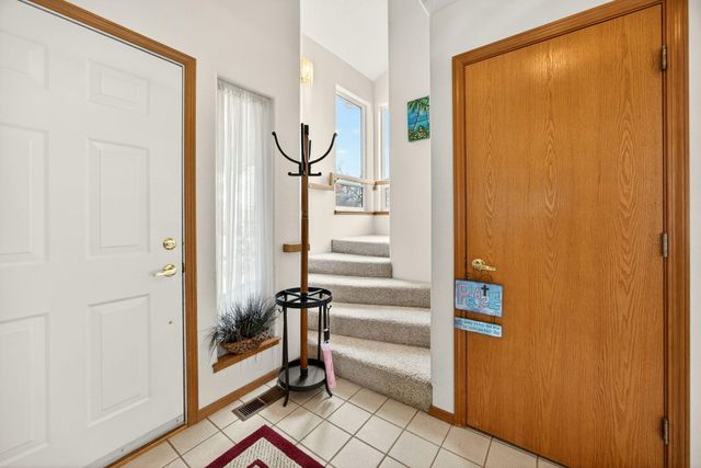 1087 Oak Knoll Drive, Ashland, OR 97520