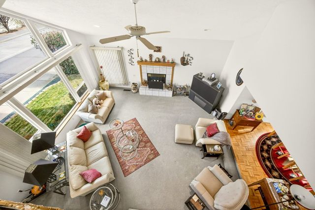 1087 Oak Knoll Drive, Ashland, OR 97520