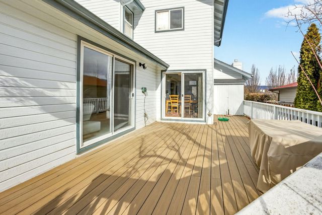 1087 Oak Knoll Drive, Ashland, OR 97520