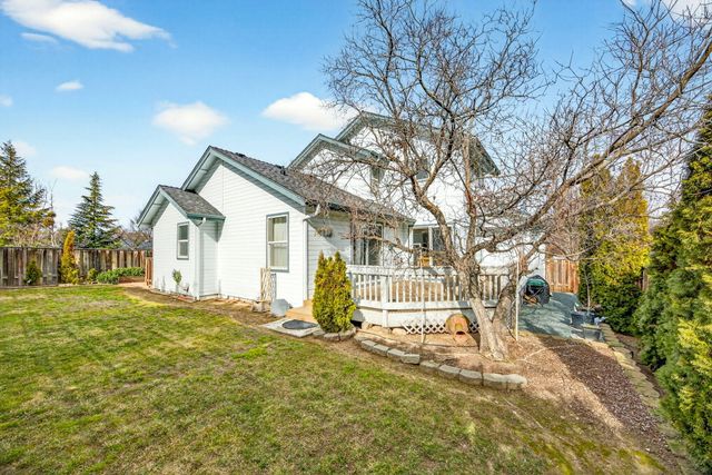 1087 Oak Knoll Drive, Ashland, OR 97520