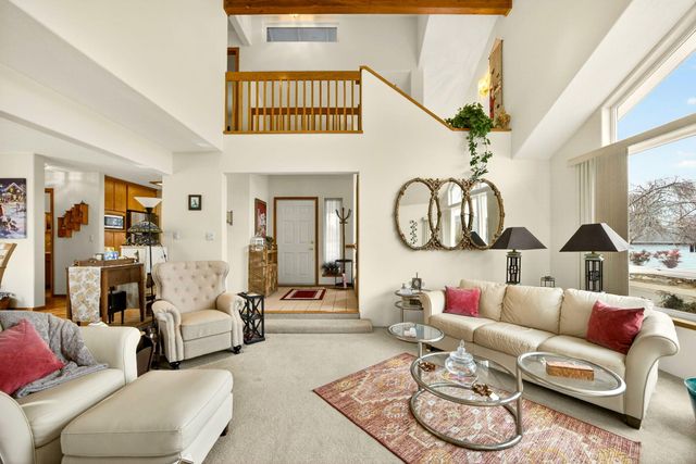 1087 Oak Knoll Drive, Ashland, OR 97520