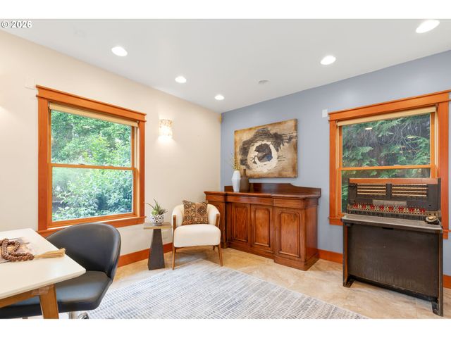 1221 Se REX St, Portland, OR 97202