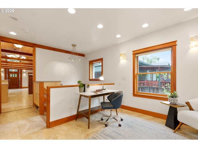 1221 Se REX St, Portland, OR 97202