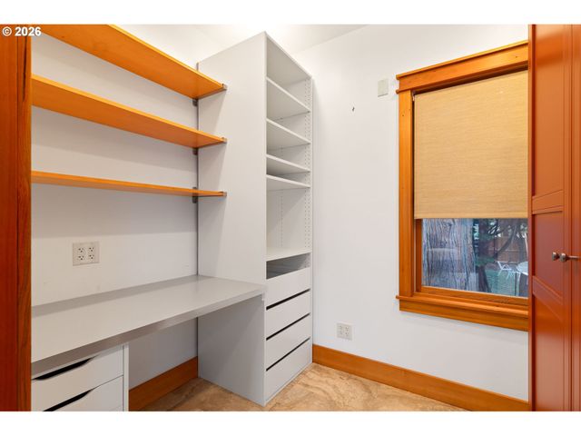 1221 Se REX St, Portland, OR 97202