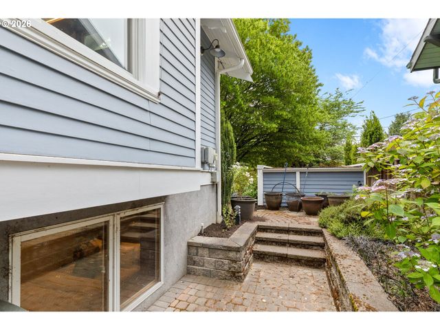 1221 Se REX St, Portland, OR 97202