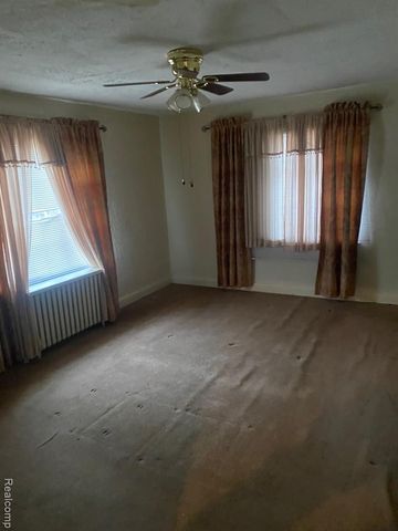 17515 Parkside Street, Detroit, MI 48221