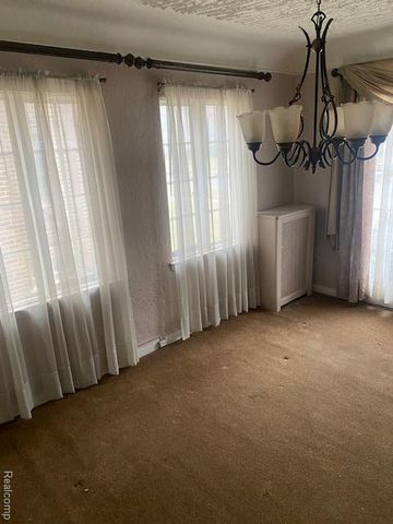 17515 Parkside Street, Detroit, MI 48221