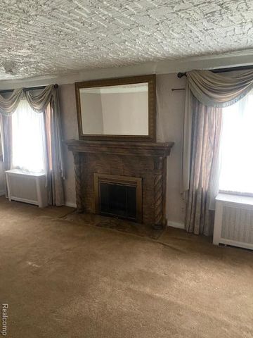 17515 Parkside Street, Detroit, MI 48221